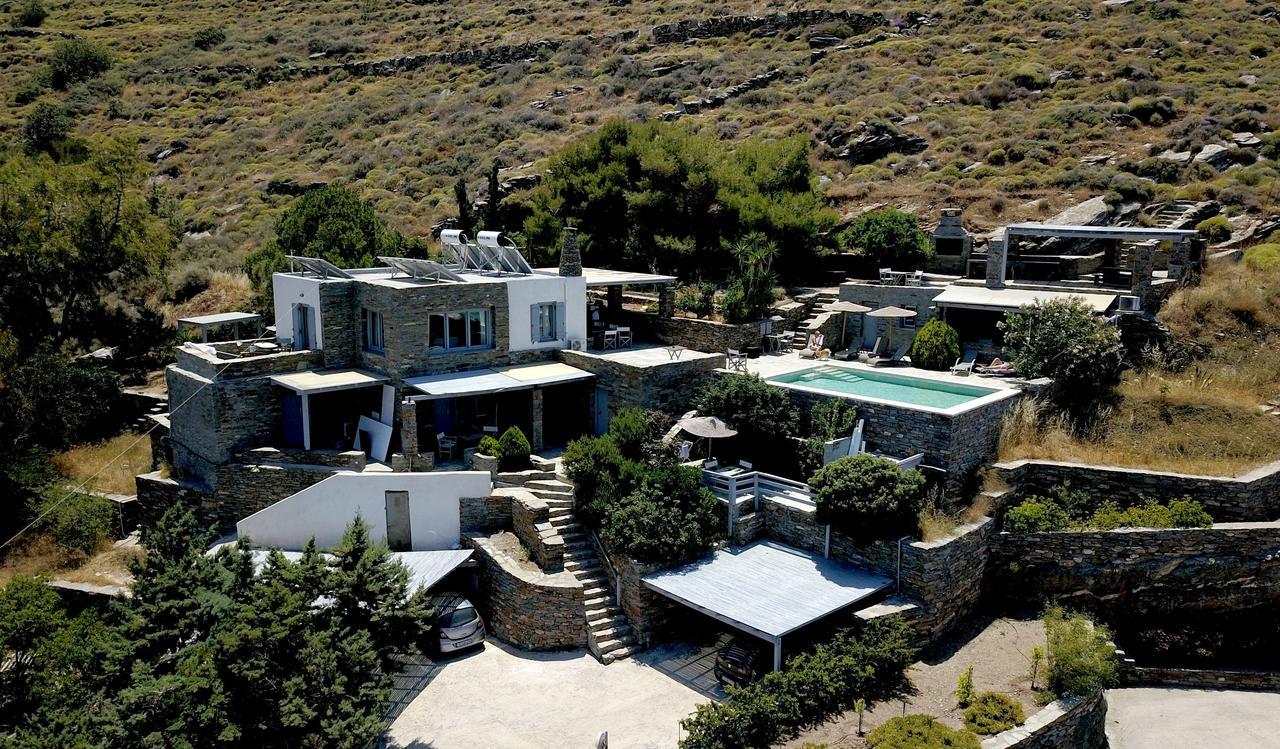 فندق Aigaion House Otziás المظهر الخارجي الصورة